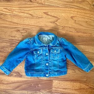 Baby Gap lined denim jacket w/Peter Pan Collar, slightly puffed sleeve med wash